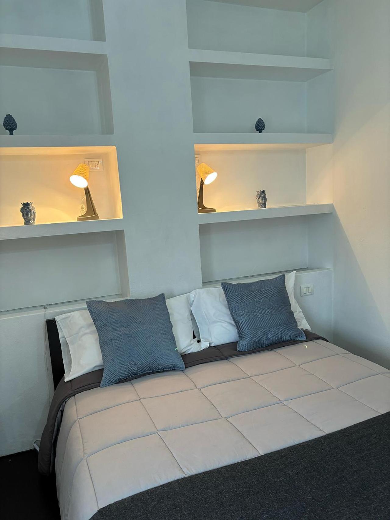 Central Station Suite Bologna Bagian luar foto
